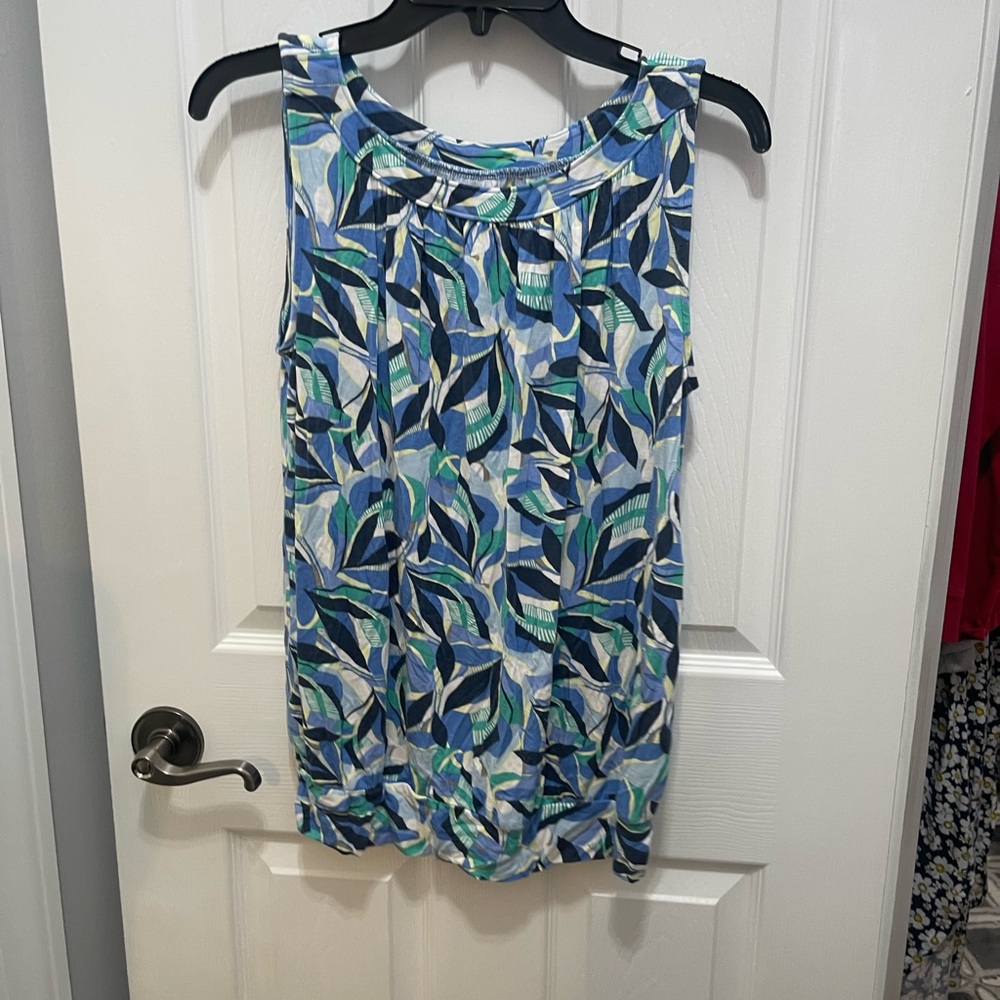 LOFT Blue Sleeveless Tank Top with Abstract Print